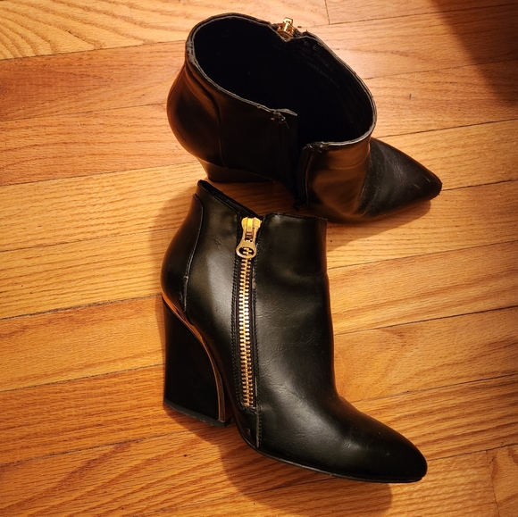 Shoes - Black Ankle Boots with Gold Zipper